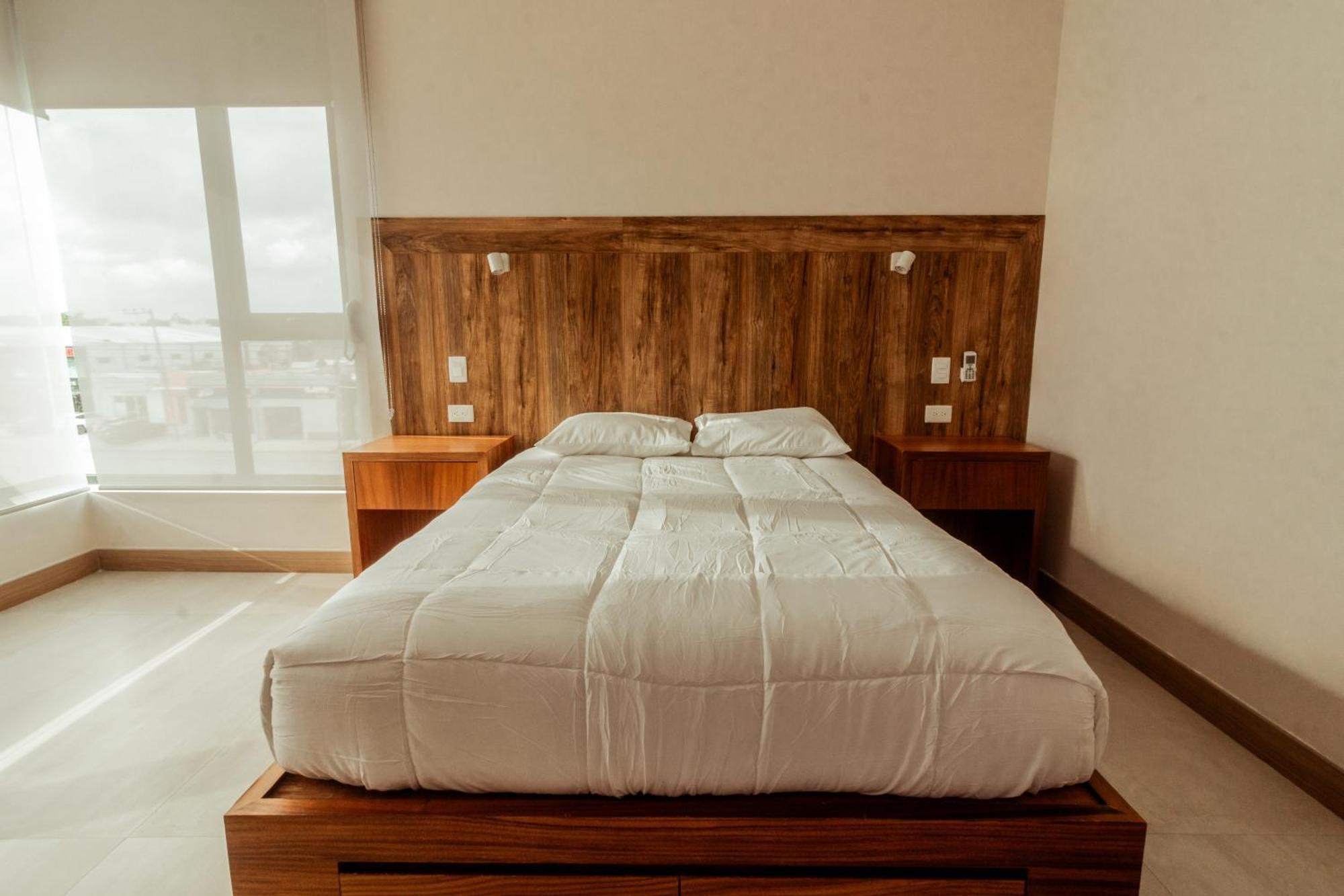 Xoza Hotel Urban Escape Cancún Exteriör bild