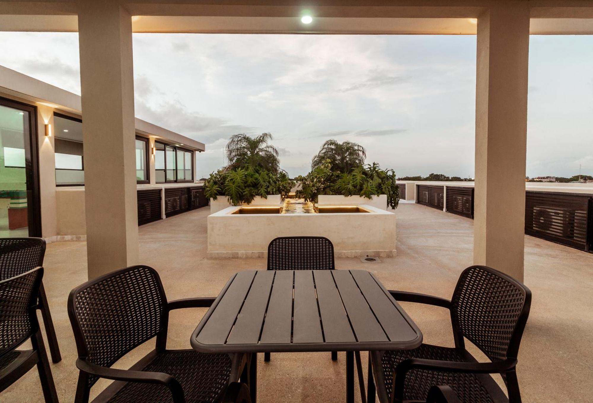 Xoza Hotel Urban Escape Cancún Exteriör bild